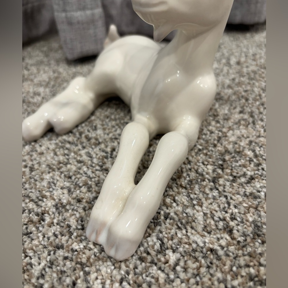Vintage Mid-Century Modern unicorn figurine by Freeman McFarlin Pottery. - Picture 8 of 12